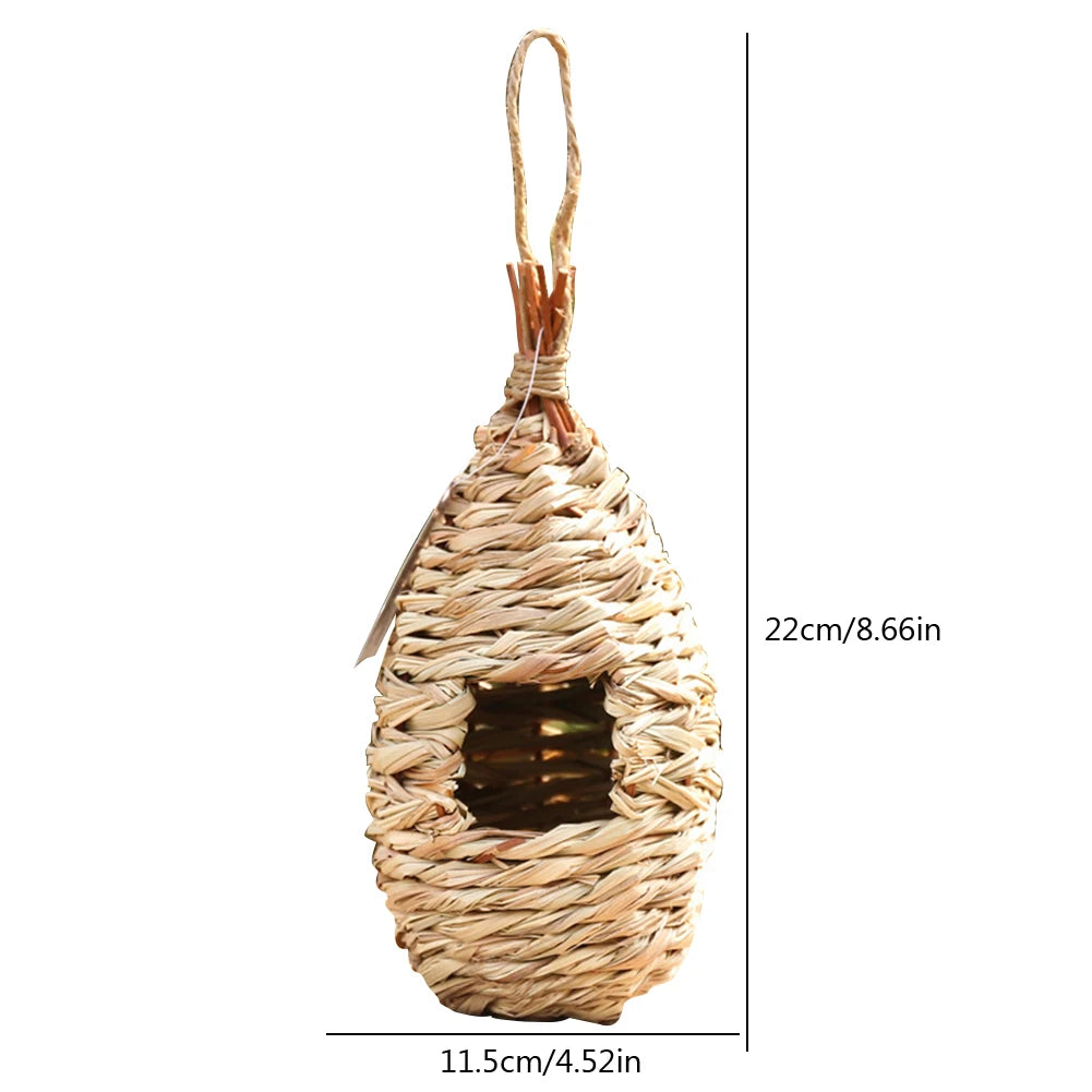 Natural Grass Bird Nest Hut – Hand-Woven Hideaway for Small Birds
