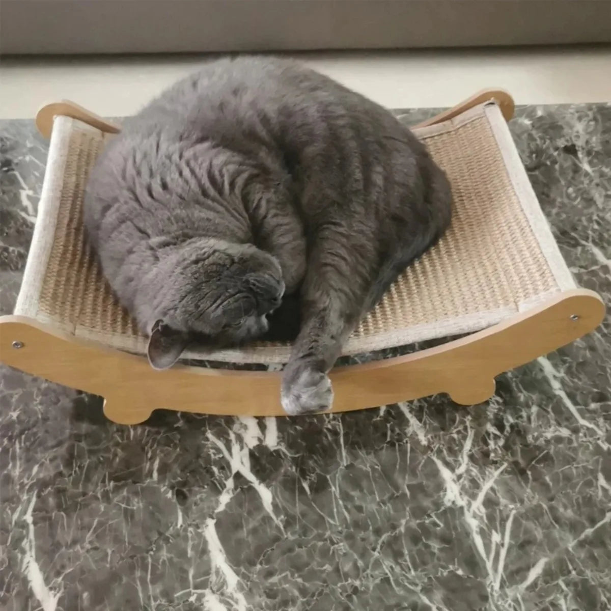 Wooden Cat Scratching Pads – Multifunctional Cat Bed & Toy
