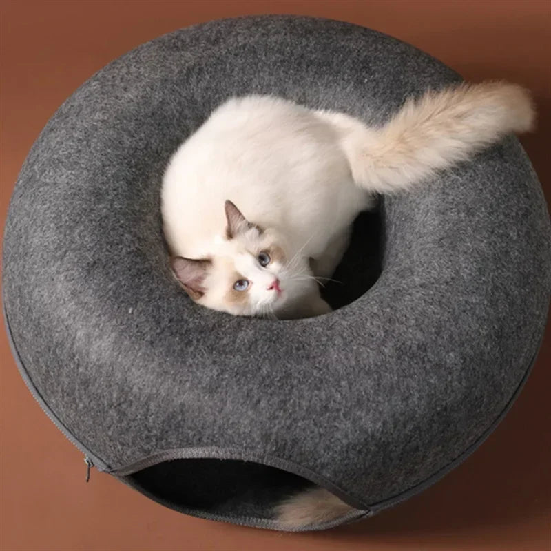 Felt Donut Cat Bed – Warm Hideaway & Interactive Tunnel for Cats