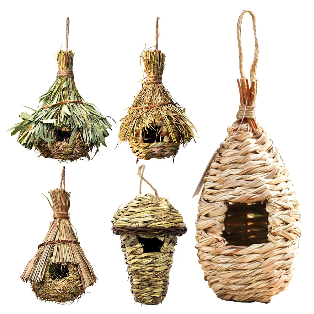 Natural Grass Bird Nest Hut – Hand-Woven Hideaway for Small Birds